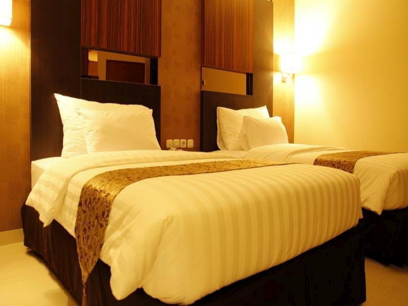 The Newton Hotel Bandung Extérieur photo