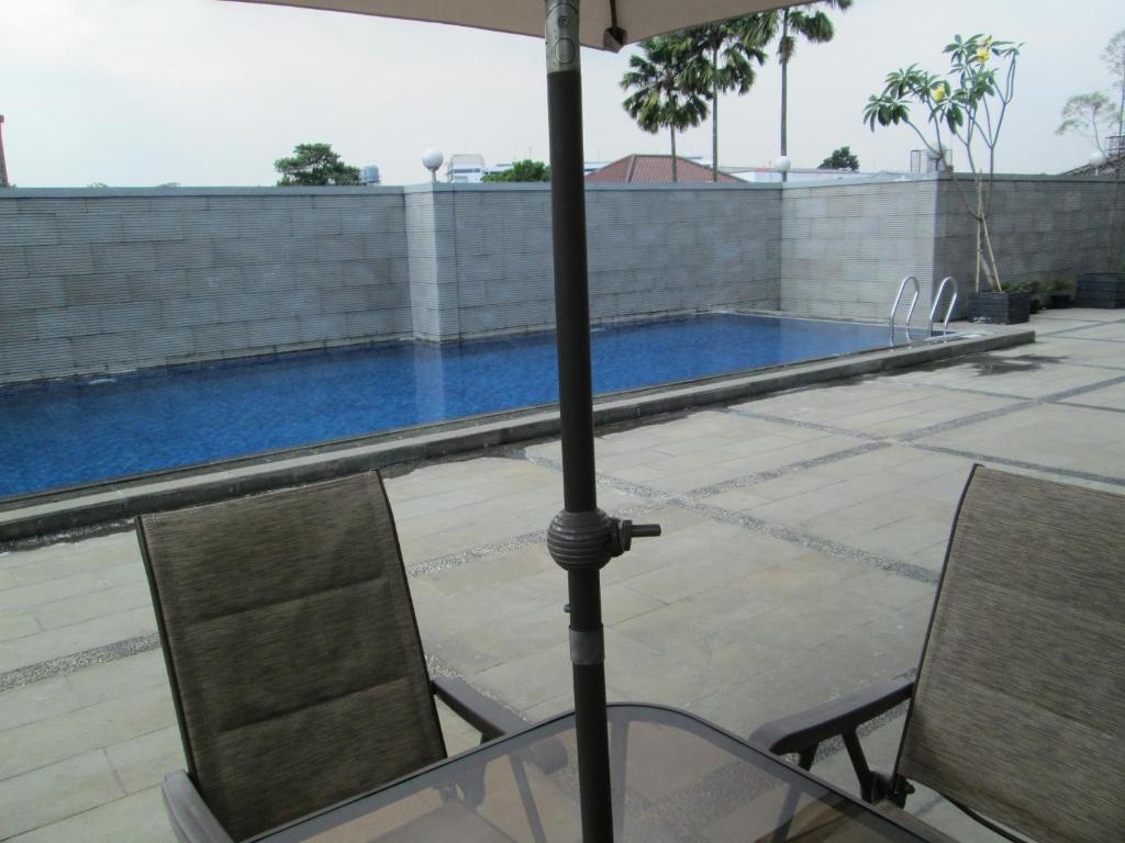 The Newton Hotel Bandung Extérieur photo