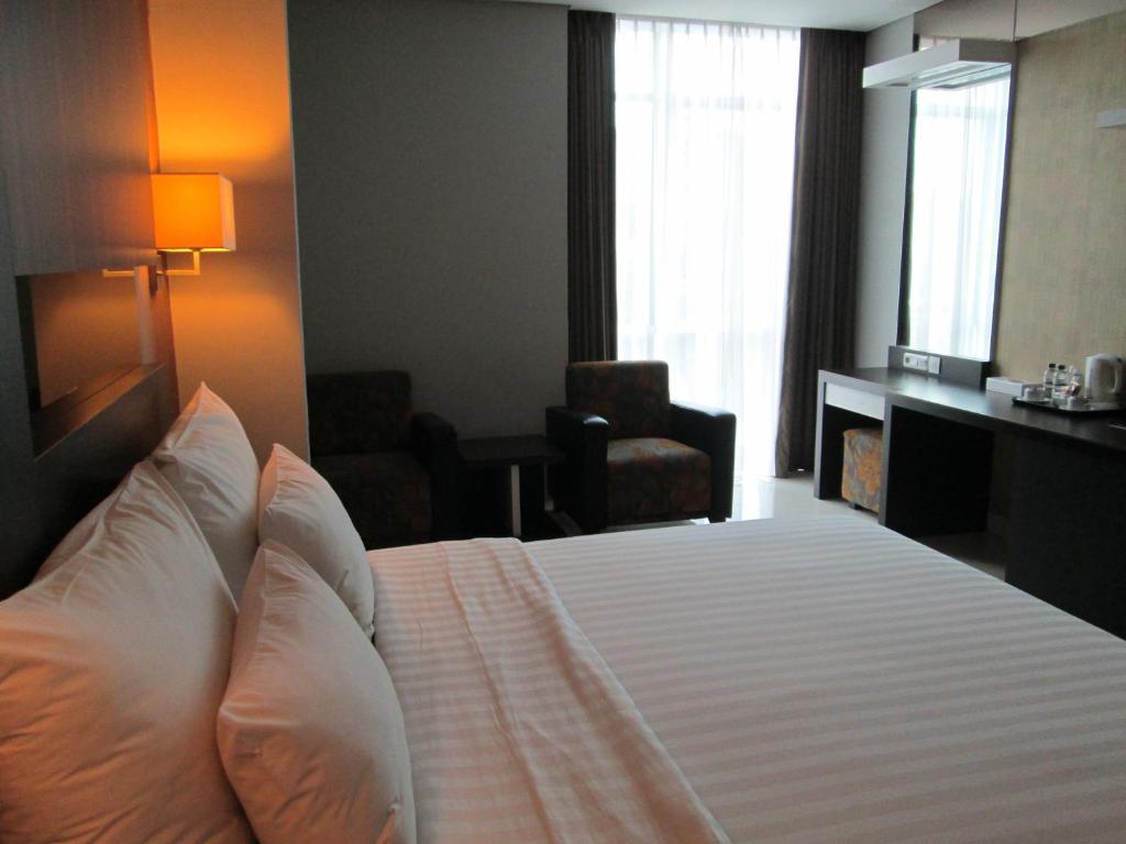 The Newton Hotel Bandung Chambre photo