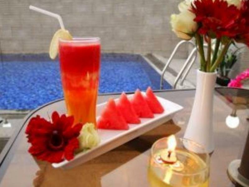 The Newton Hotel Bandung Extérieur photo