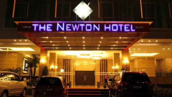 The Newton Hotel Bandung Extérieur photo